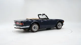 Foto 2 di 40: Triumph TR6 + Overdrive