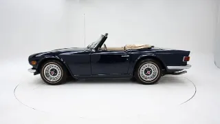 Foto 36 di 40: Triumph TR6 + Overdrive