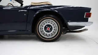Foto 37 di 40: Triumph TR6 + Overdrive