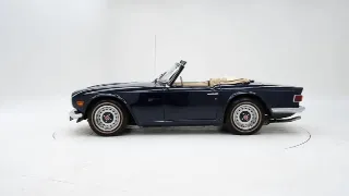 Foto 8 di 40: Triumph TR6 + Overdrive
