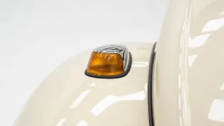 Foto 12 di 40: Volkswagen Kever 1302