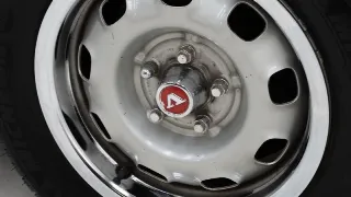 Foto 35 di 40: Volvo 1800 ES