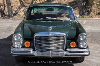 Foto 2 di 24: 1971 Mercedes Benz 280SE