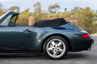 Foto 22 di 24: 1995 Porsche 993