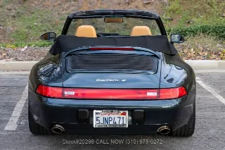 Foto 6 di 24: 1995 Porsche 993