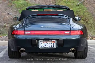 Foto 7 di 24: 1995 Porsche 993