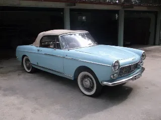 Foto 1 di 8: Peugeot 404 Cabriolet Injection | 1964 | Route 66 Auctions