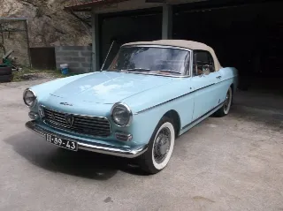 Foto 3 di 8: Peugeot 404 Cabriolet Injection | 1964 | Route 66 Auctions