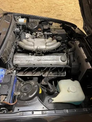 Foto 6 di 6: BMW 325i Cabriolet E30 | 1992 | Route 66 Auctions