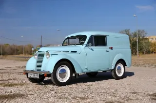 Foto 1 di 8: Renault Juvaquatre Fourgonnette | 1956 | Route 66 Auctions