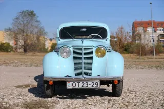 Foto 3 di 8: Renault Juvaquatre Fourgonnette | 1956 | Route 66 Auctions