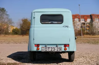 Foto 7 di 8: Renault Juvaquatre Fourgonnette | 1956 | Route 66 Auctions