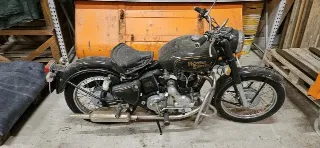 Foto 1 di 8: Royal Enfield Bullet 350 | 1967 | Route 66 Auctions