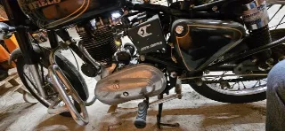 Foto 8 di 8: Royal Enfield Bullet 350 | 1967 | Route 66 Auctions
