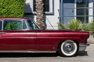 Foto 10 di 24: 1956 Lincoln Continental MK II
