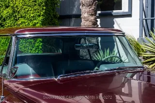 Foto 9 di 24: 1956 Lincoln Continental MK II