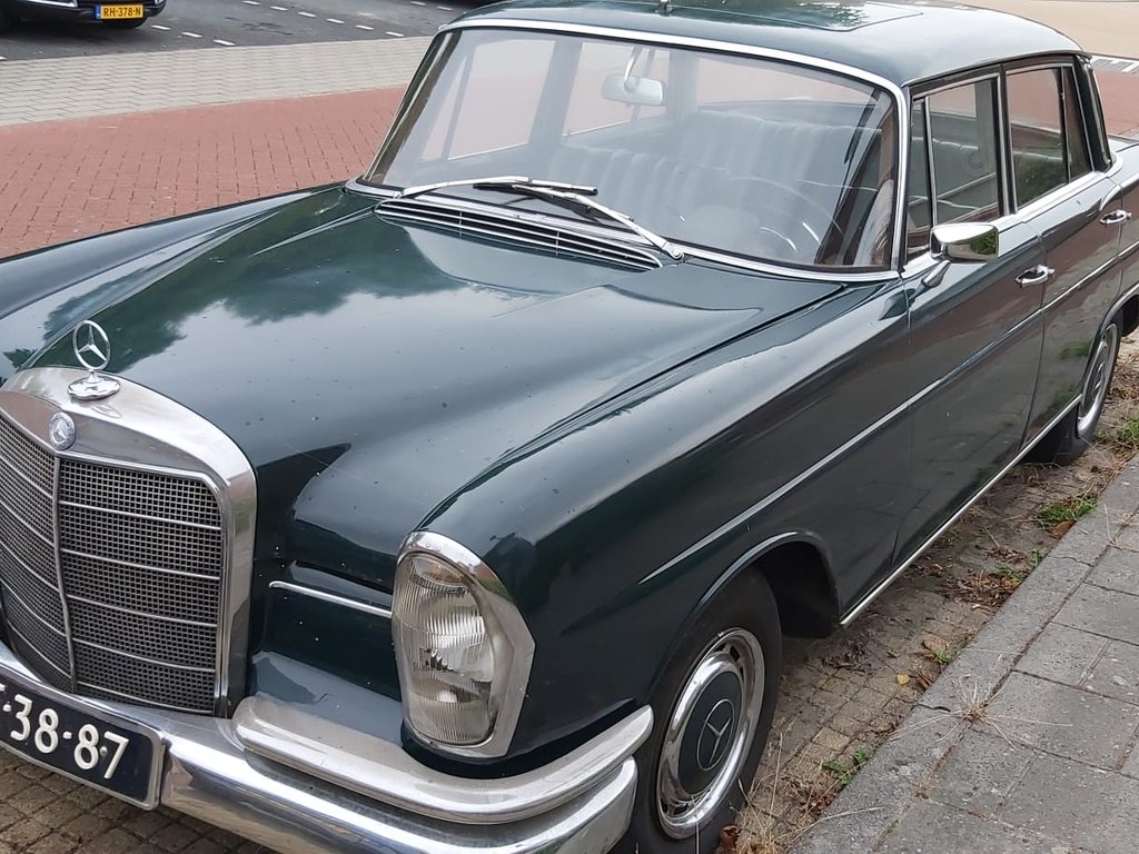 Mercedes-Benz 220 SEb | 1964 | Route 66 Auctions