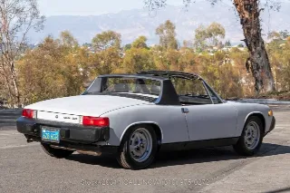 Foto 7 di 24: 1975 Porsche 914 2.0