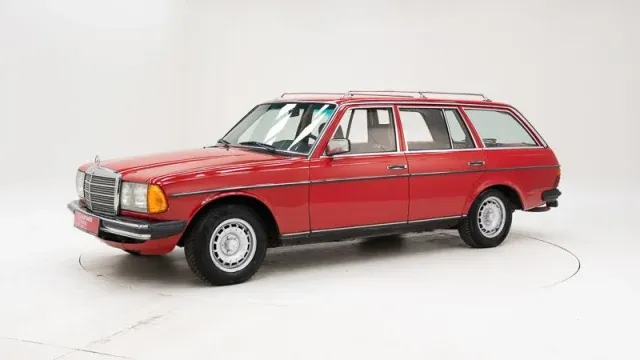 Mercedes-Benz W123 300 TD