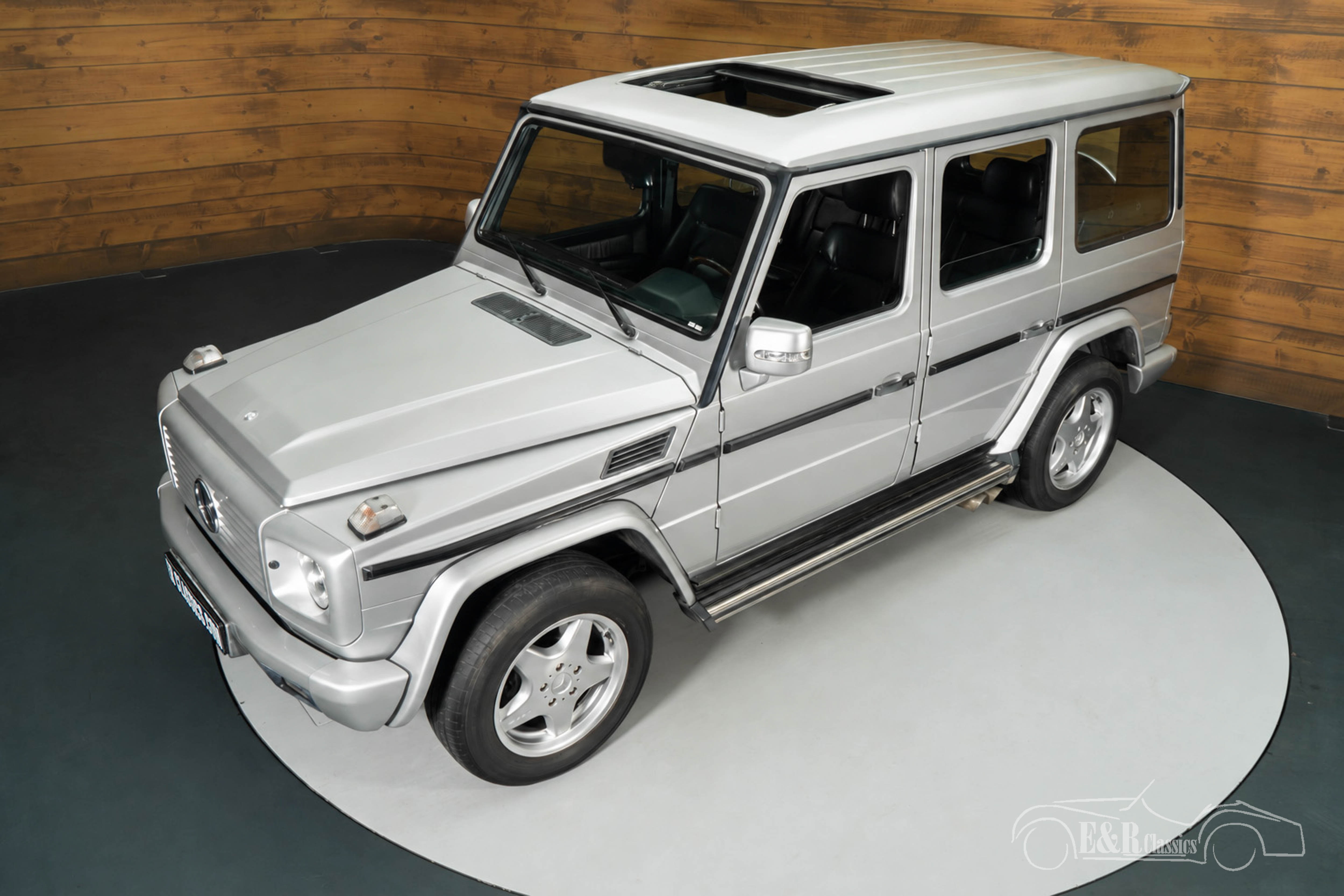 Mercedes Benz