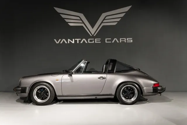 PORSCHE 911 Carrera Targa
