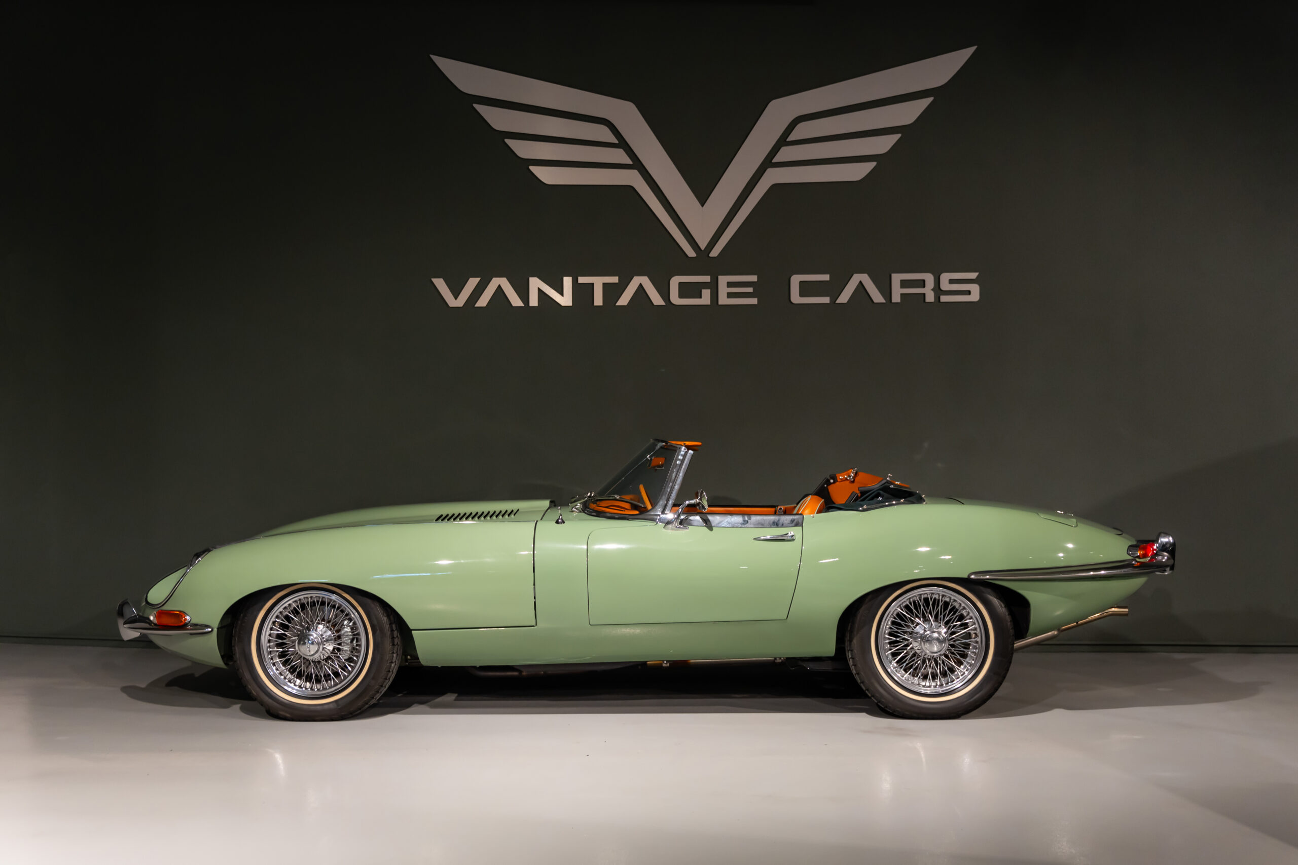 JAGUAR E Type Cabriolet