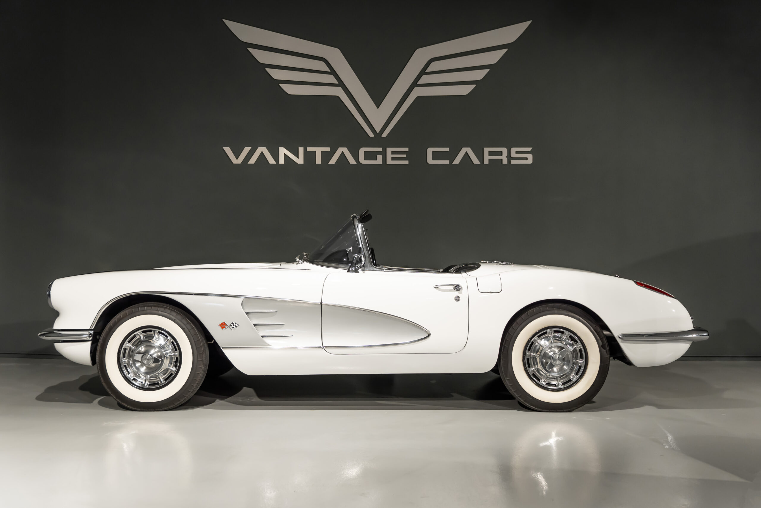 CHEVROLET Corvette C1