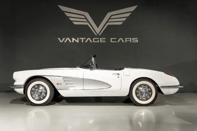 CHEVROLET Corvette C1