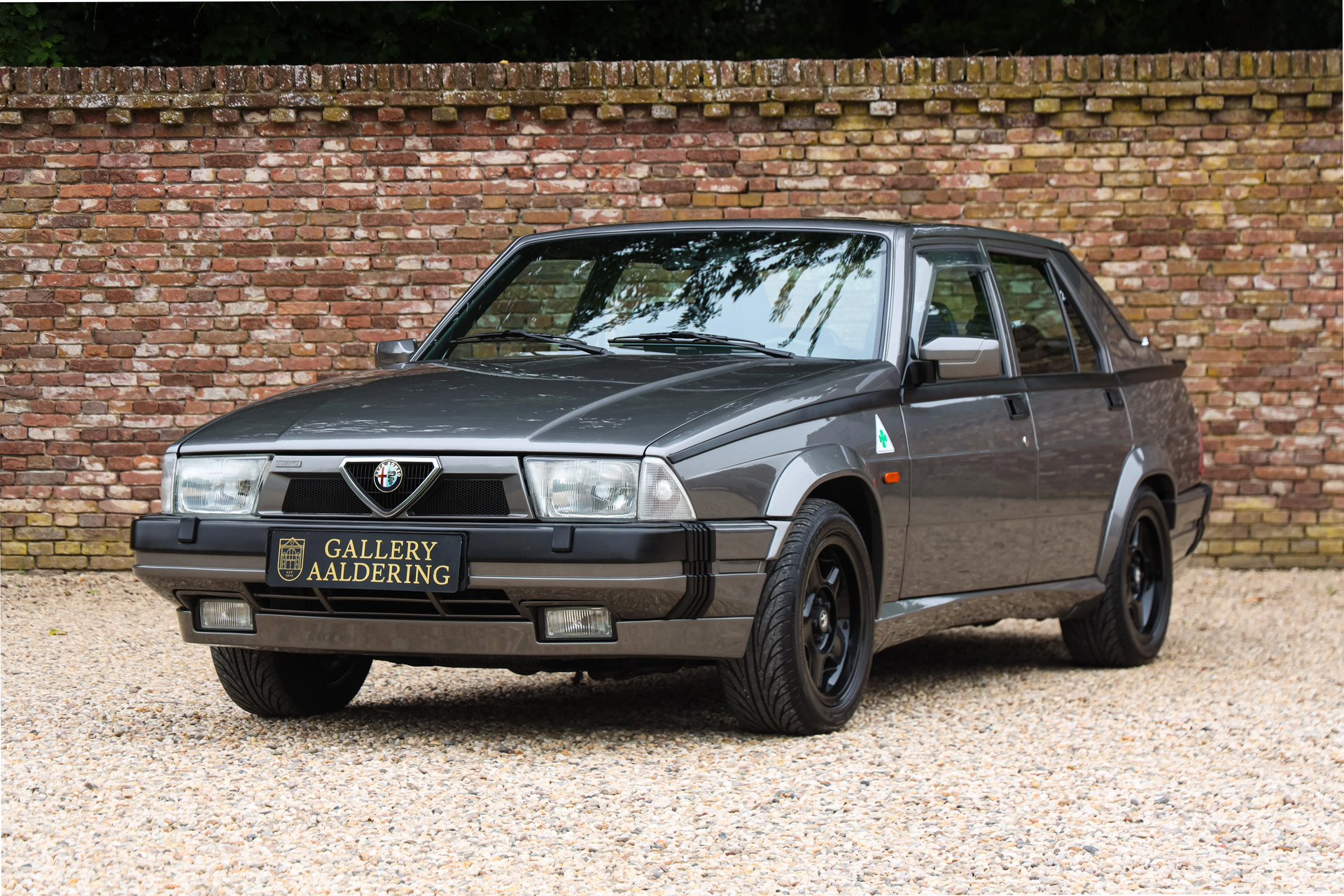 Alfa Romeo 75 3.0 V6 “Restored and rebuilt”