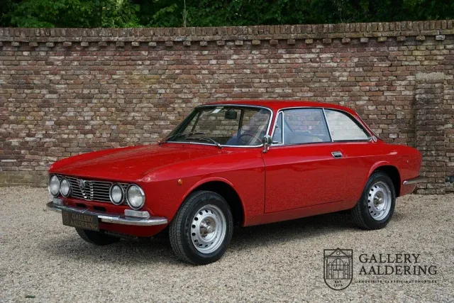 Alfa Romeo GT 1300 Junior “Unificato”