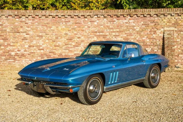 Chevrolet Corvette C2 Sting Ray “Matching Numbers & Colors”