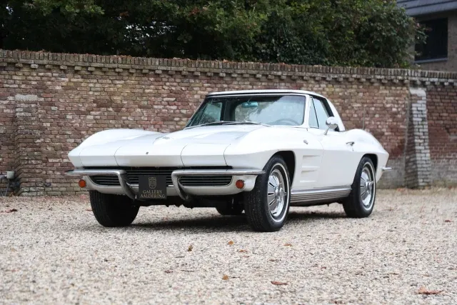 Chevrolet Corvette C2 Sting Ray Convertible “First paint – Highly original”