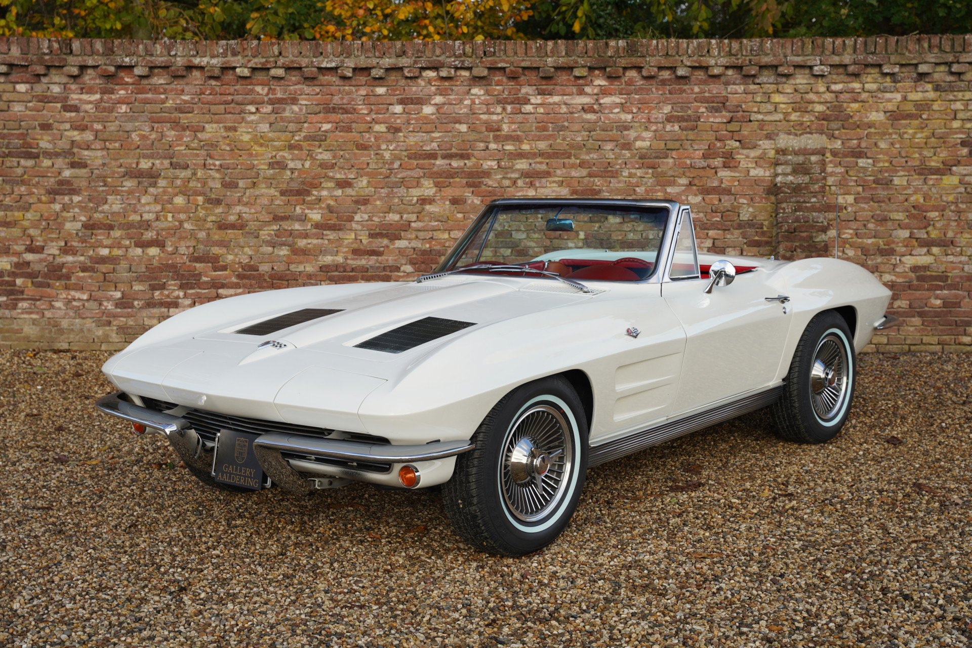 Chevrolet Corvette C2 Sting Ray Convertible “No. 1987 built”