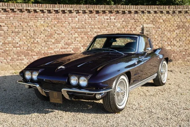 Chevrolet Corvette C2 Sting Ray Coupé