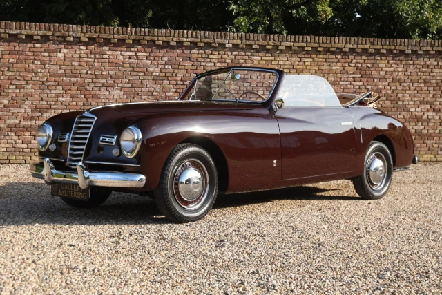 Fiat 1500D Convertible “Stabilimenti Farina”