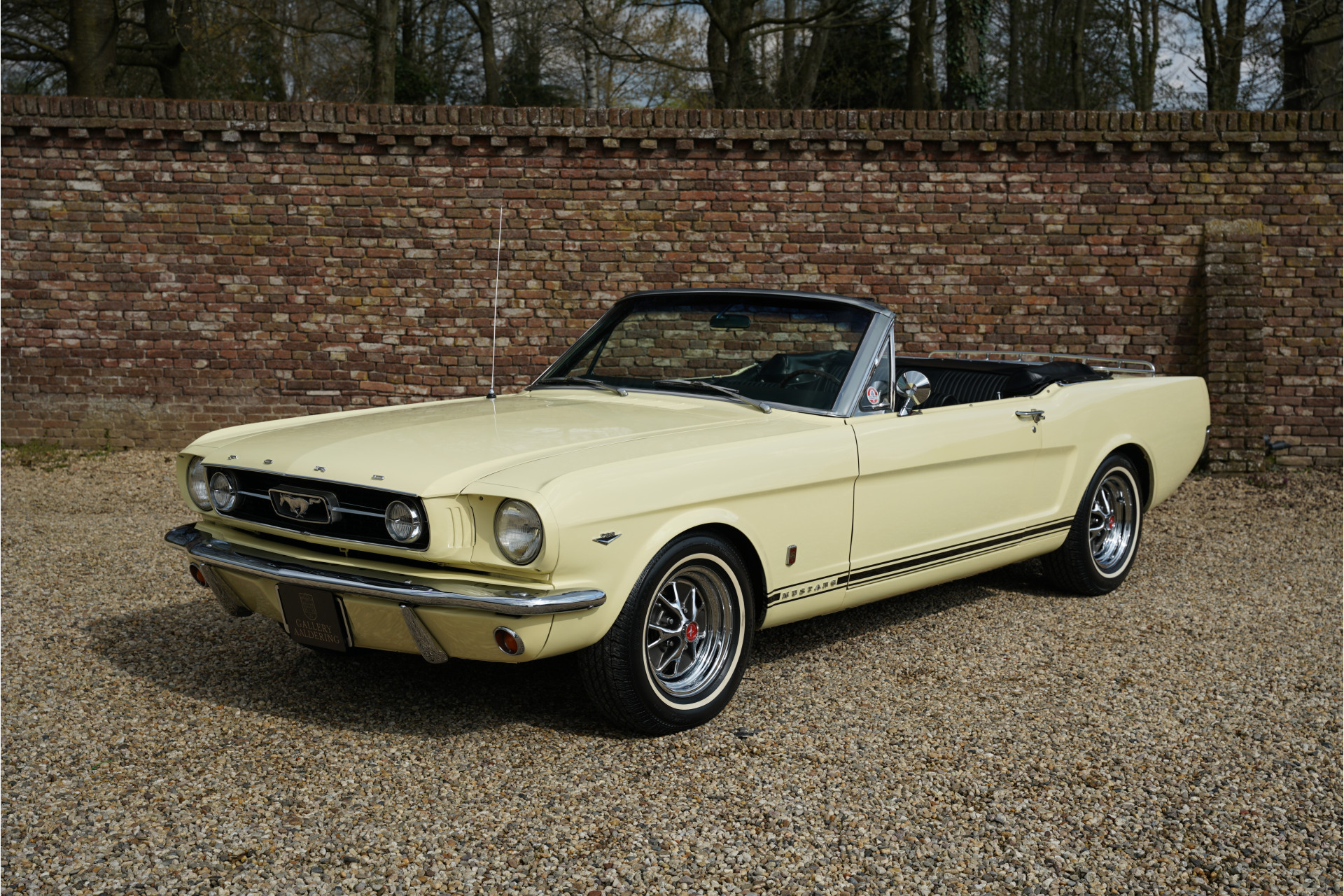 Ford Mustang GT 289 V8 Convertible “A-code with the Rally-Pac”