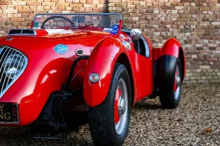 Foto 21 di 118: Healey Silverstone “The D-type from Kenya”