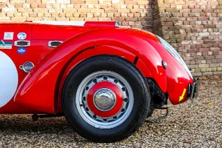Foto 38 di 118: Healey Silverstone “The D-type from Kenya”