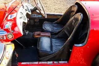 Foto 69 di 118: Healey Silverstone “The D-type from Kenya”