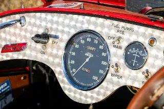 Foto 91 di 118: Healey Silverstone “The D-type from Kenya”
