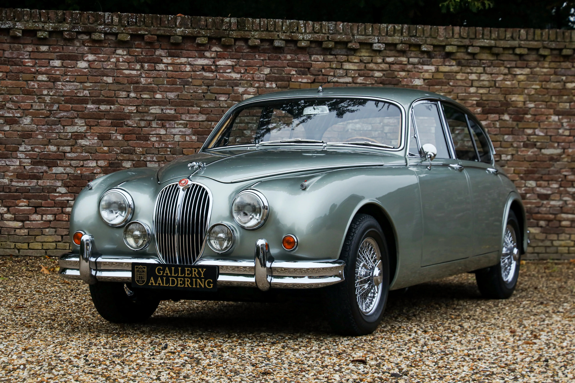 Jaguar Mark 2 3.4 Litre “Seafrost Metallic over Navy Blue leather”
