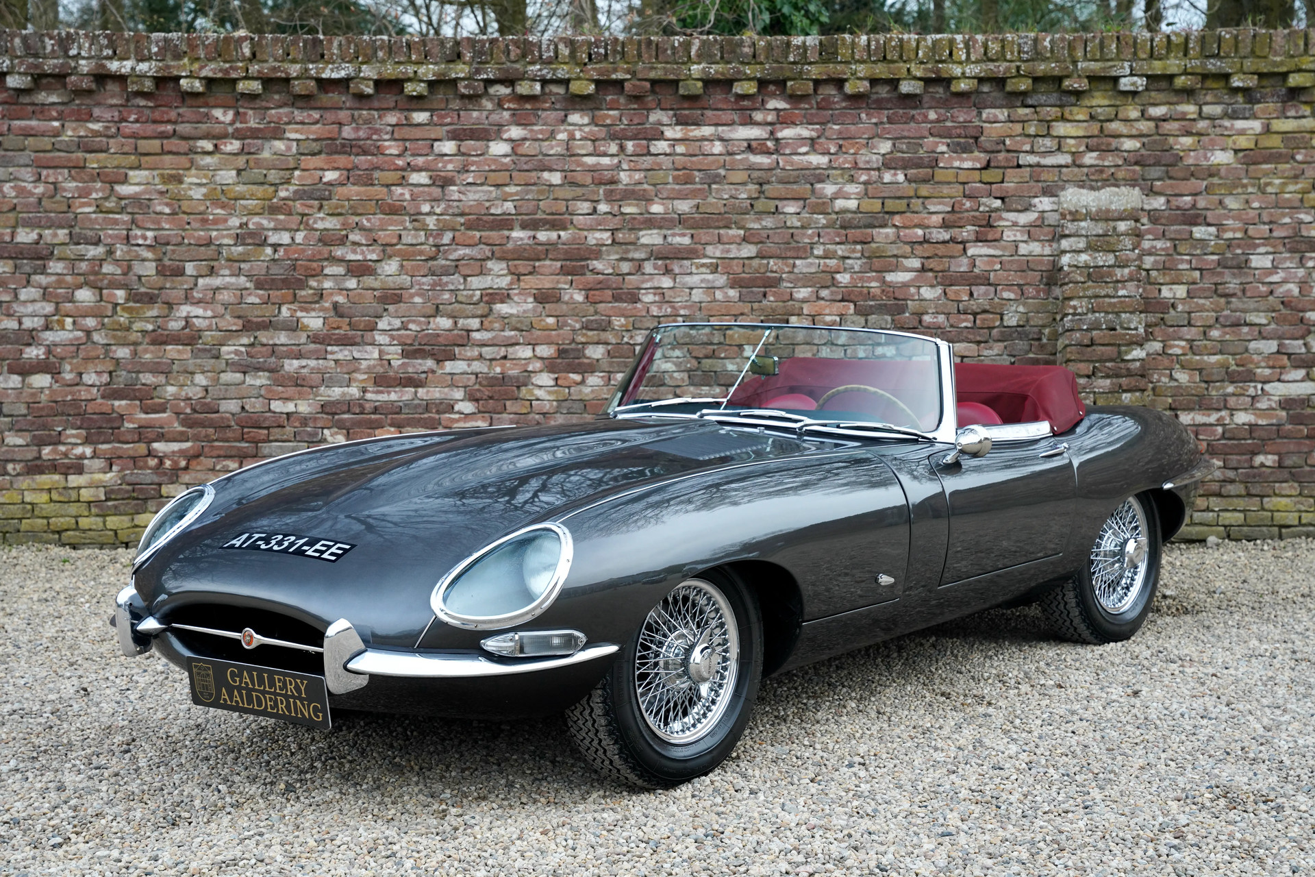 Jaguar E-type “Outside Bonnet Lock” OTS Series I