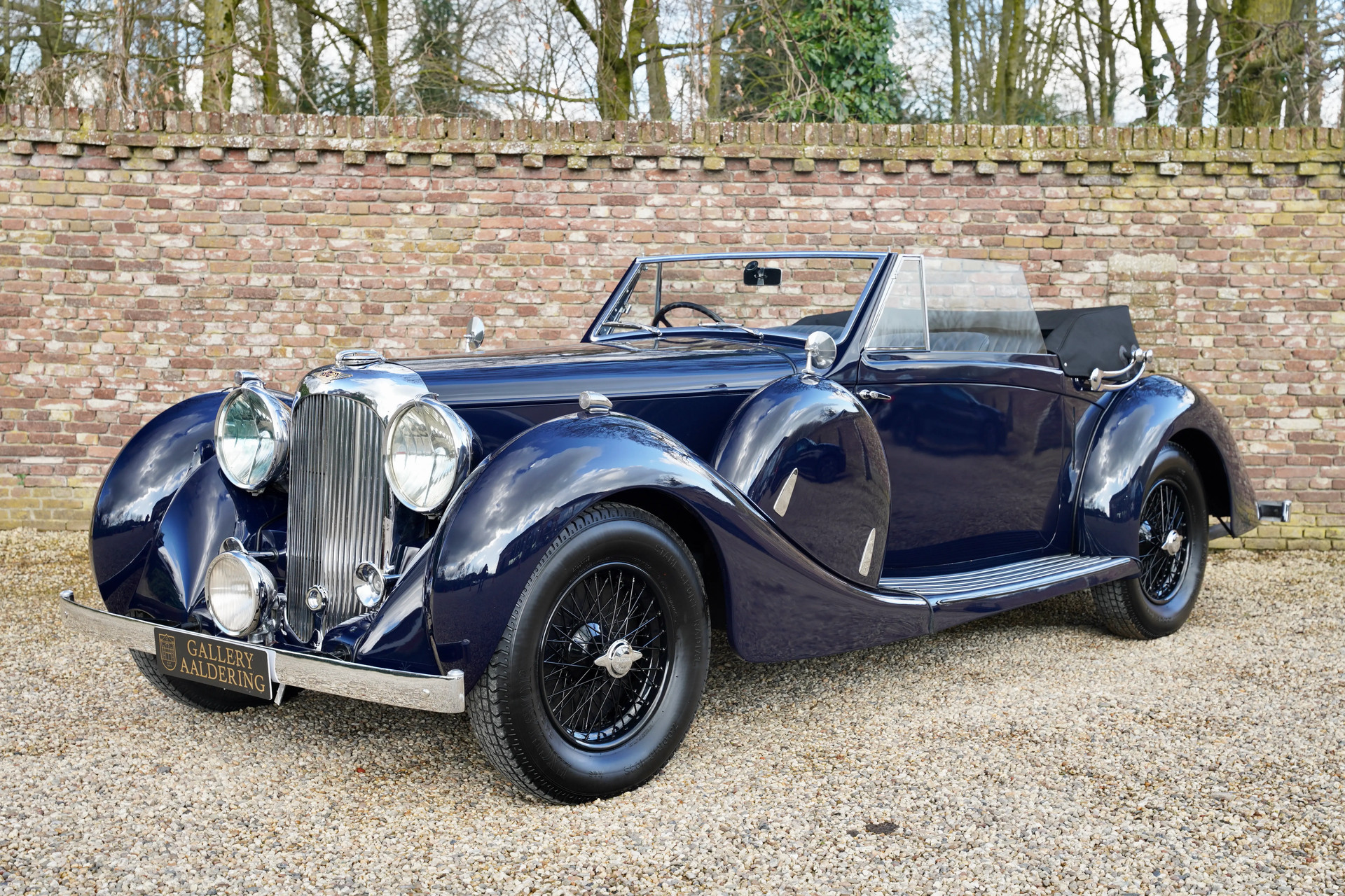 Lagonda LG6 4½ Litre Short Wheelbase Drophead Coupé