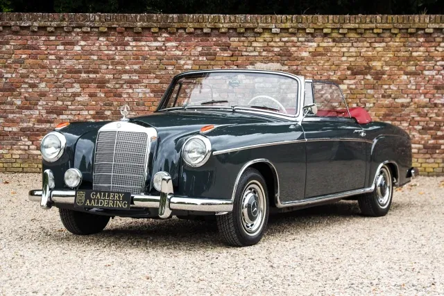 Mercedes Benz 220 SE Cabriolet “Extensively restored”