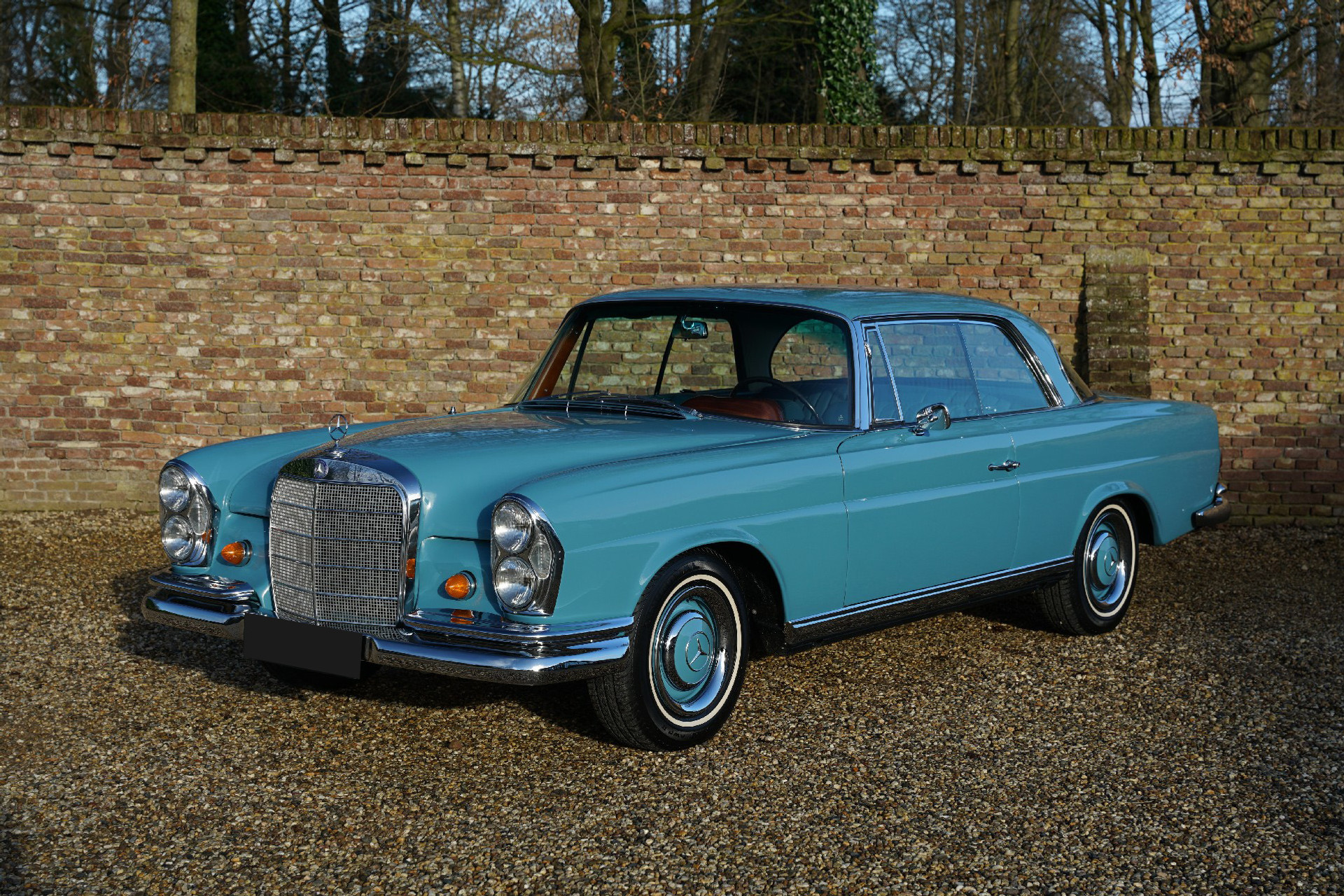 Mercedes-Benz 250 SE Coupe “Floor shift automatic”