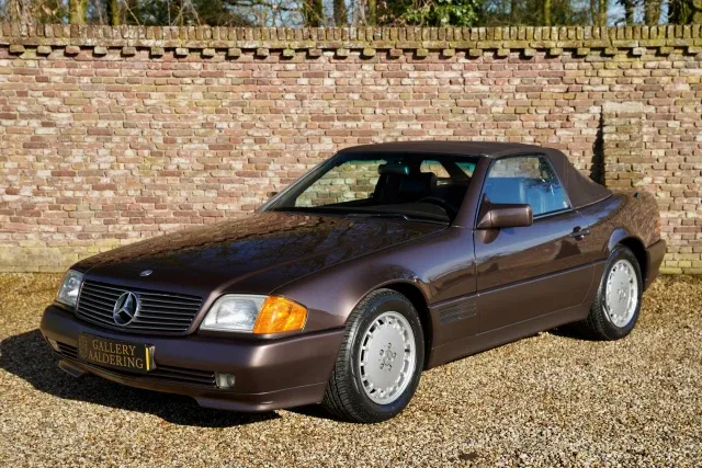 Mercedes-Benz 300 SL “Brown over brown” 300 SL “Brown over brown”