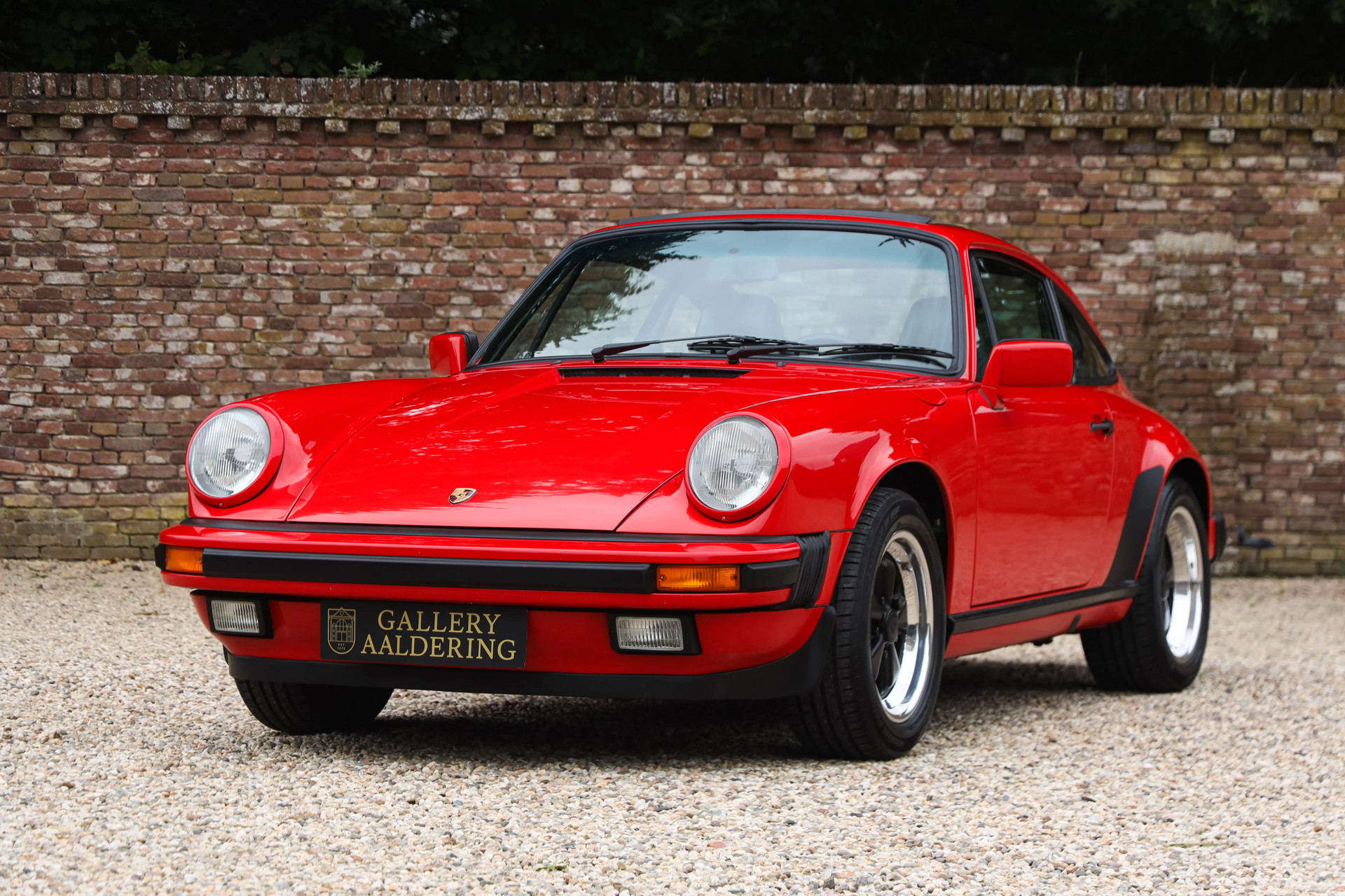 Porsche 911 3.2 Carrera Coupé “In well-preserved condition”