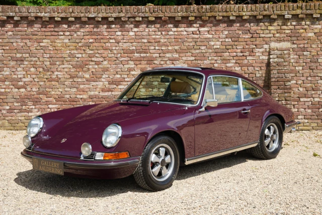 Porsche 911 2.4E Ölklappe “Restored and rebuilt condition”