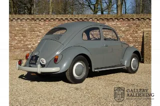 Foto 21 di 100: Volkswagen Beetle Standard Oval 1200