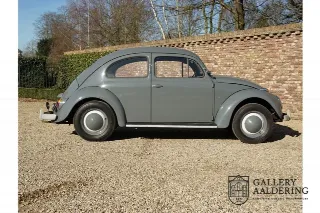 Foto 27 di 100: Volkswagen Beetle Standard Oval 1200